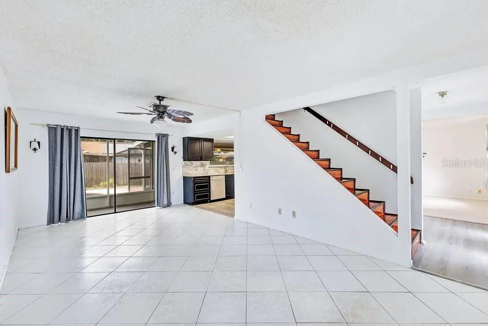 7517 QUAIL RUN COURT Orlando, FL 32819