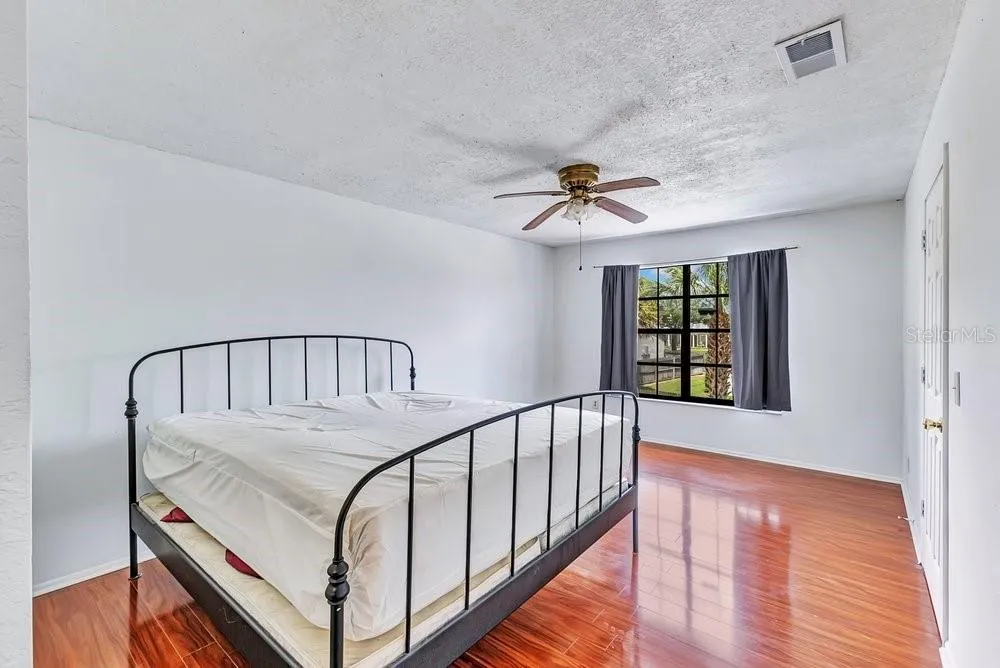 7517 QUAIL RUN COURT Orlando, FL 32819