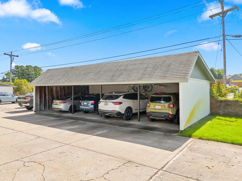 6003 Golfcrest Drive Acme Township, MI 49690