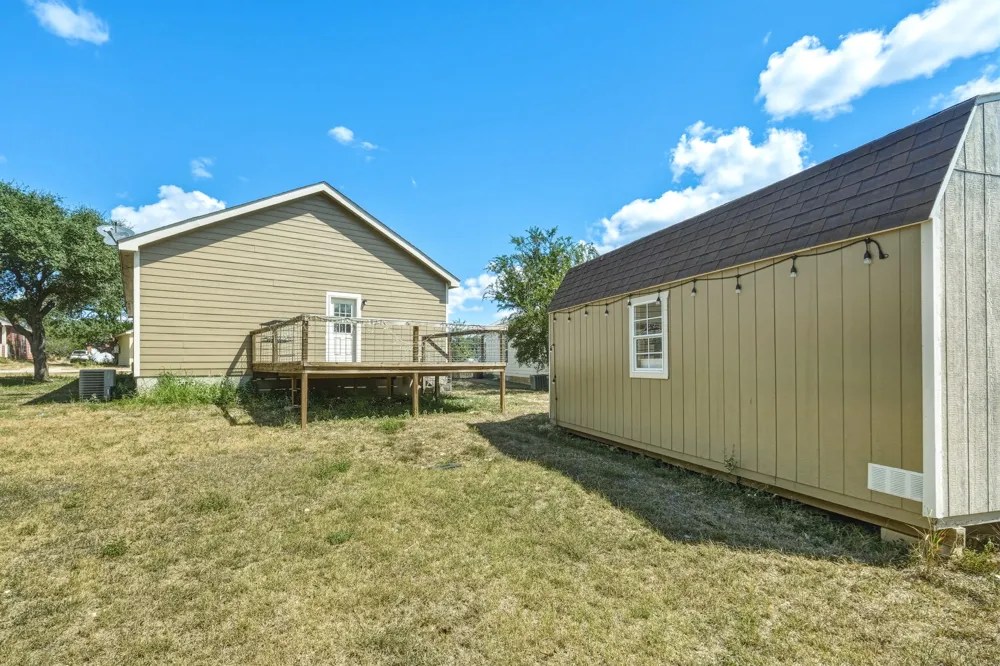 244 Heatherwood Drive #16 Driftwood, TX 78619