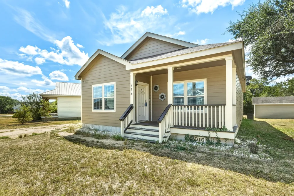 244 Heatherwood Drive #16 Driftwood, TX 78619