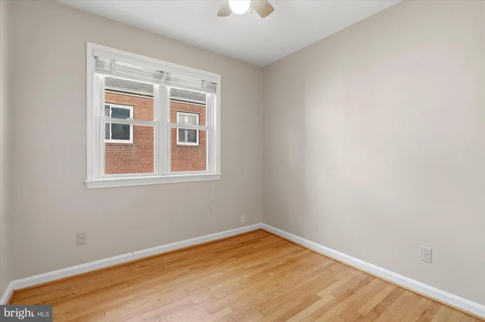 4 E SPRING STREET Alexandria, VA 22301