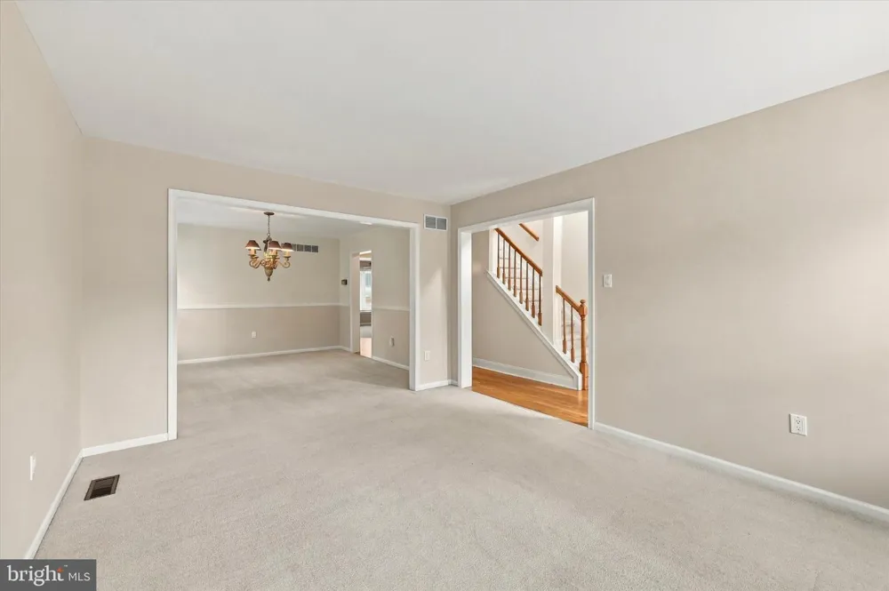 7 RUBY COURT Newtown, PA 18940