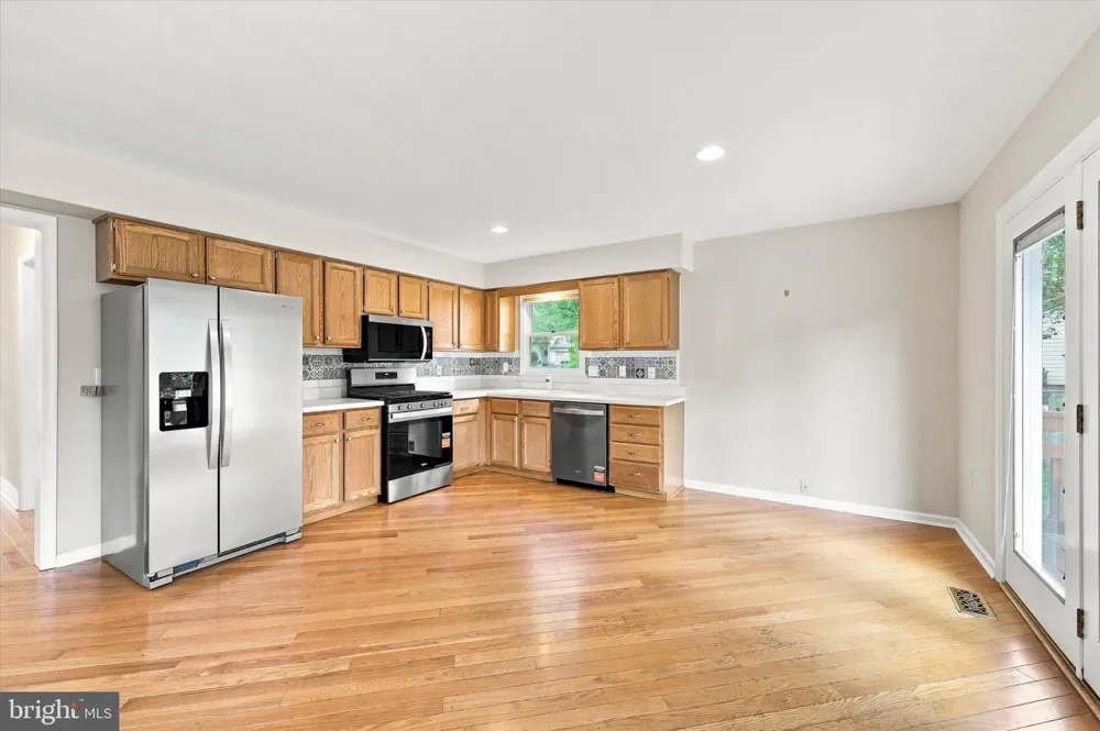 7 RUBY COURT Newtown, PA 18940