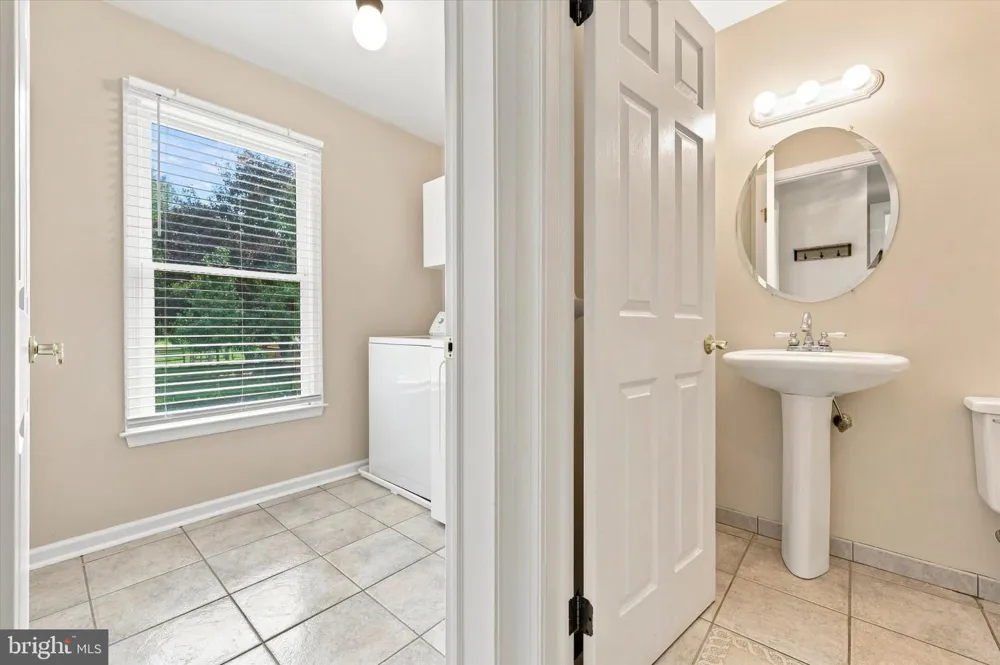 7 RUBY COURT Newtown, PA 18940