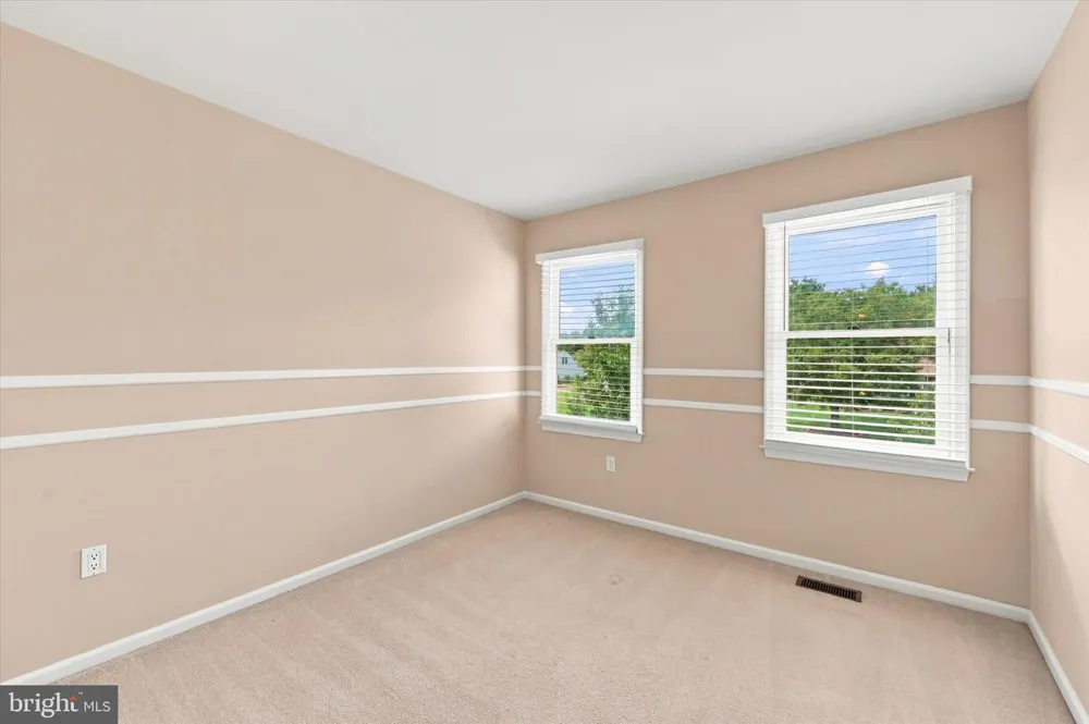 7 RUBY COURT Newtown, PA 18940