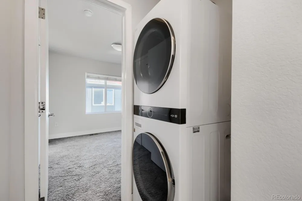 1041 Depew Street Denver, CO 80214