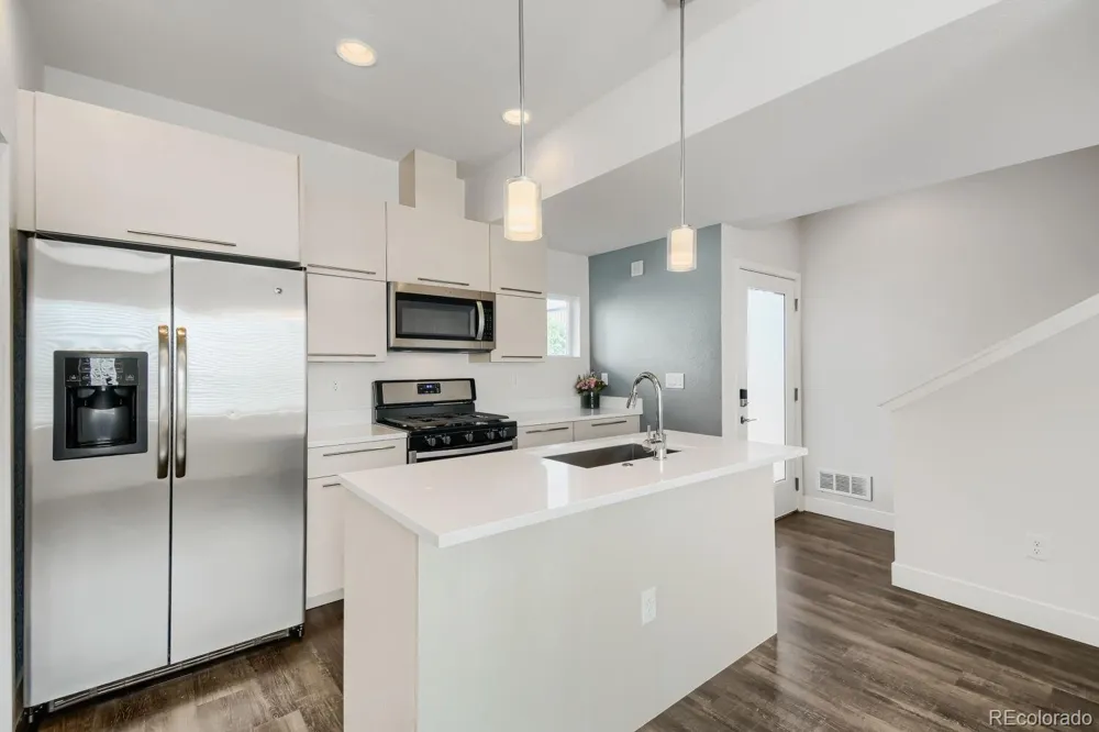 1041 Depew Street Denver, CO 80214
