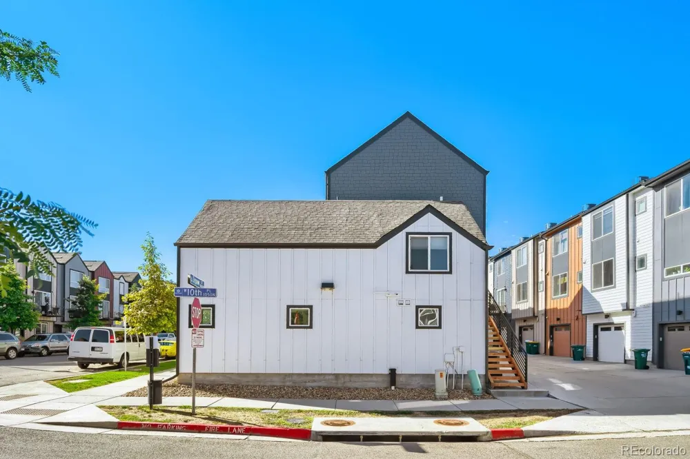 1041 Depew Street Denver, CO 80214