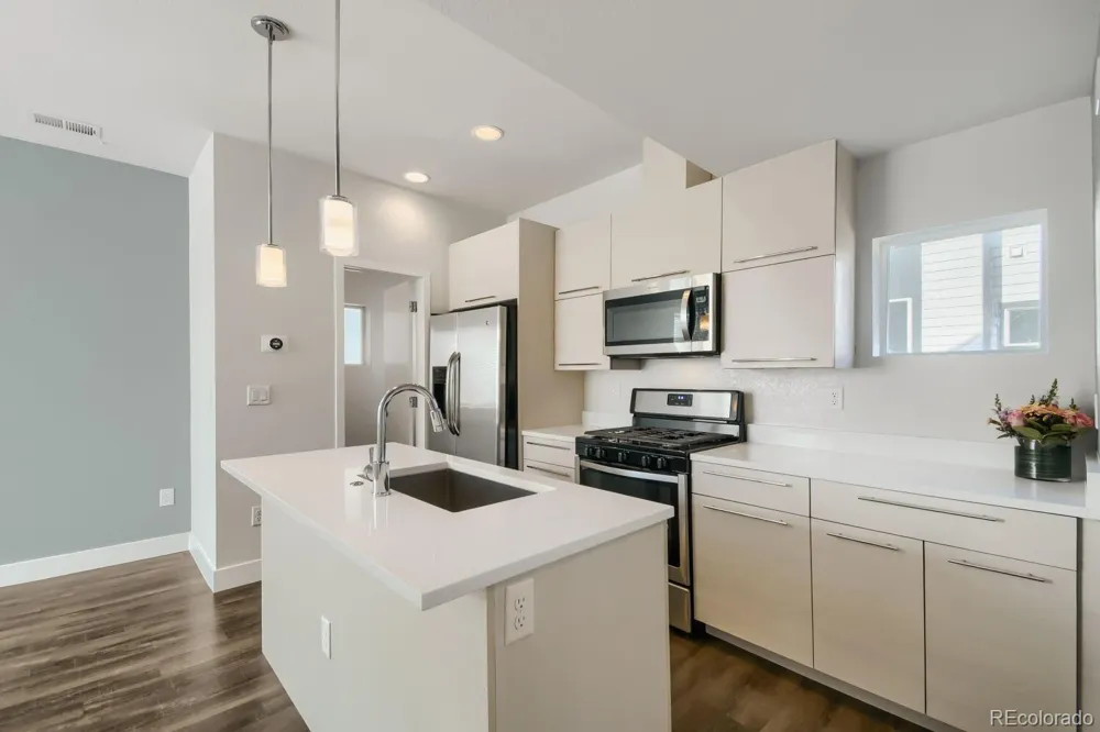 1041 Depew Street Denver, CO 80214