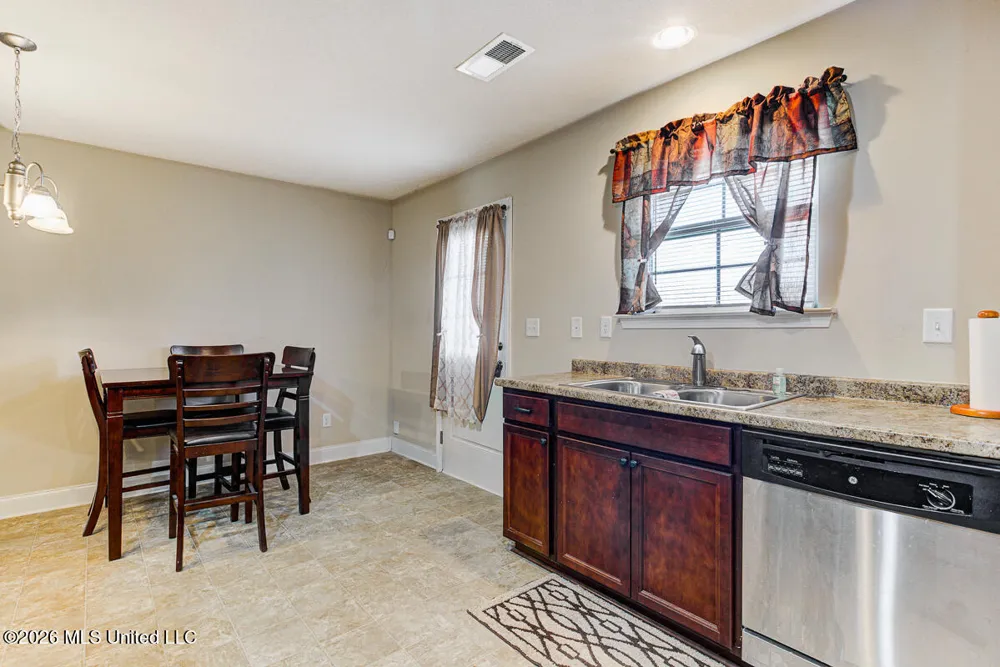 8710 Kimberly Dawn Drive Southaven, MS 38671
