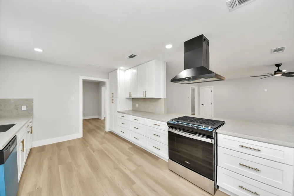 6023 Lattimer Drive Houston, TX 77035