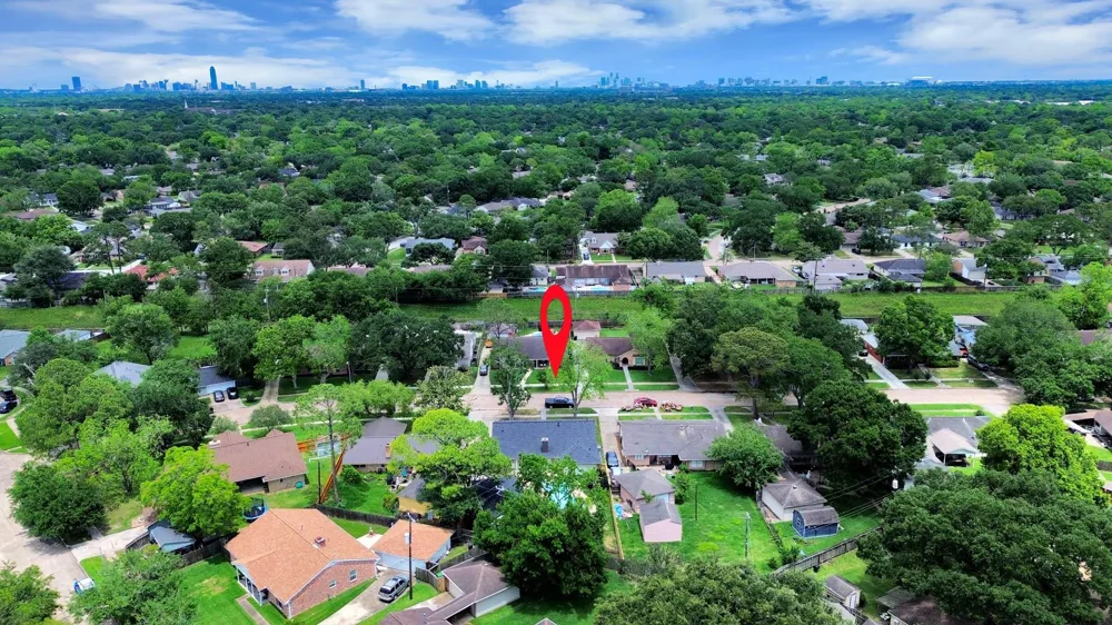 6023 Lattimer Drive Houston, TX 77035