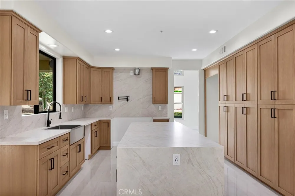 4954 Crestview Place Rancho Cucamonga, CA 91701