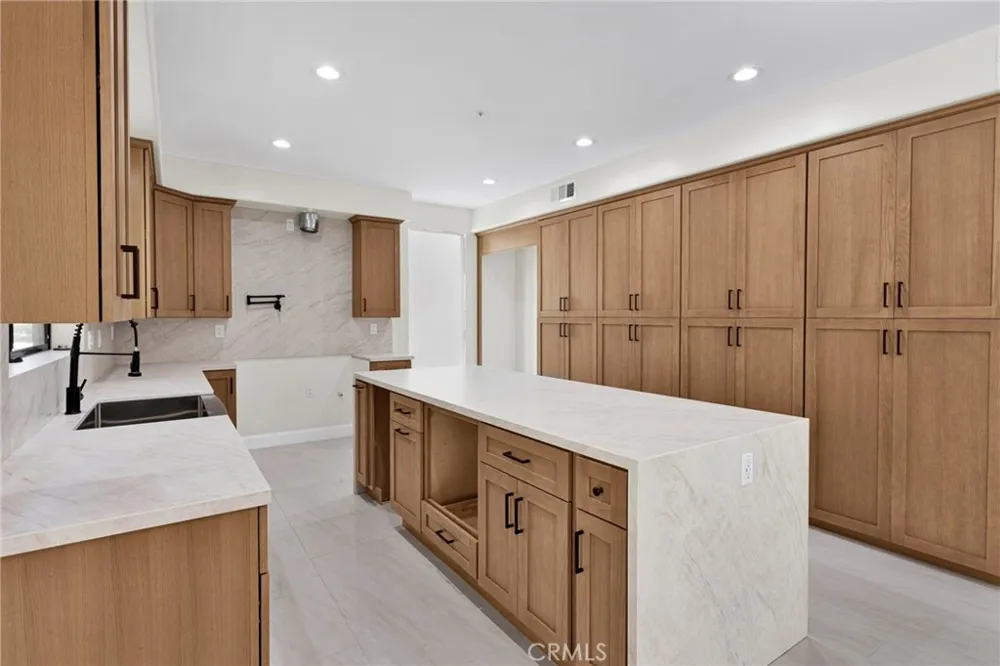 4954 Crestview Place Rancho Cucamonga, CA 91701