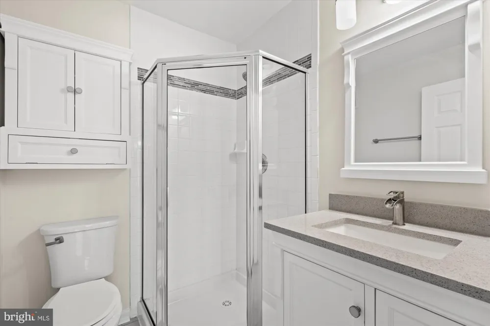 220 FALLSGROVE BOULEVARD #3 Rockville, MD 20850