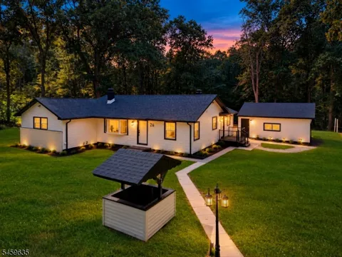 26 Cooper Ln