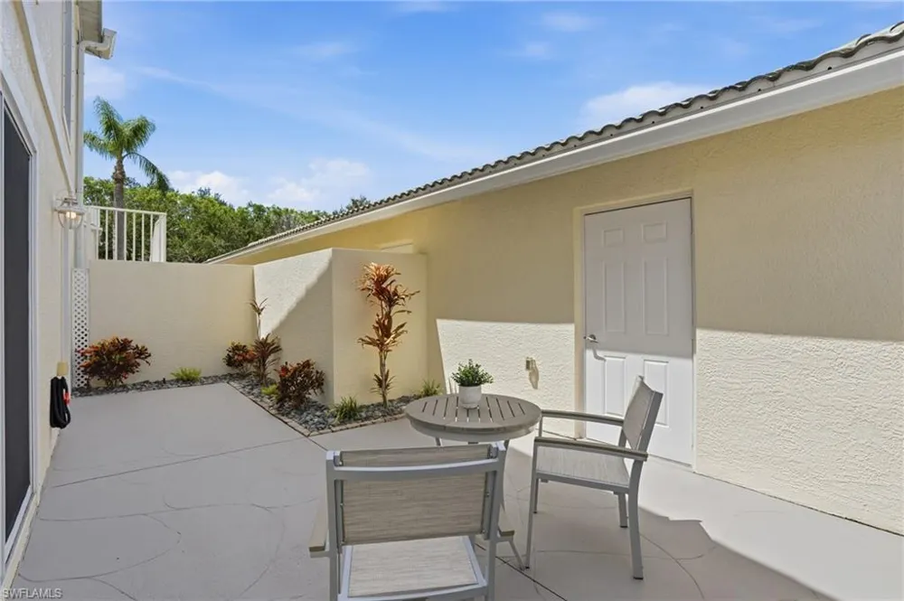 4910 Cougar Court #101 Naples, FL 34109