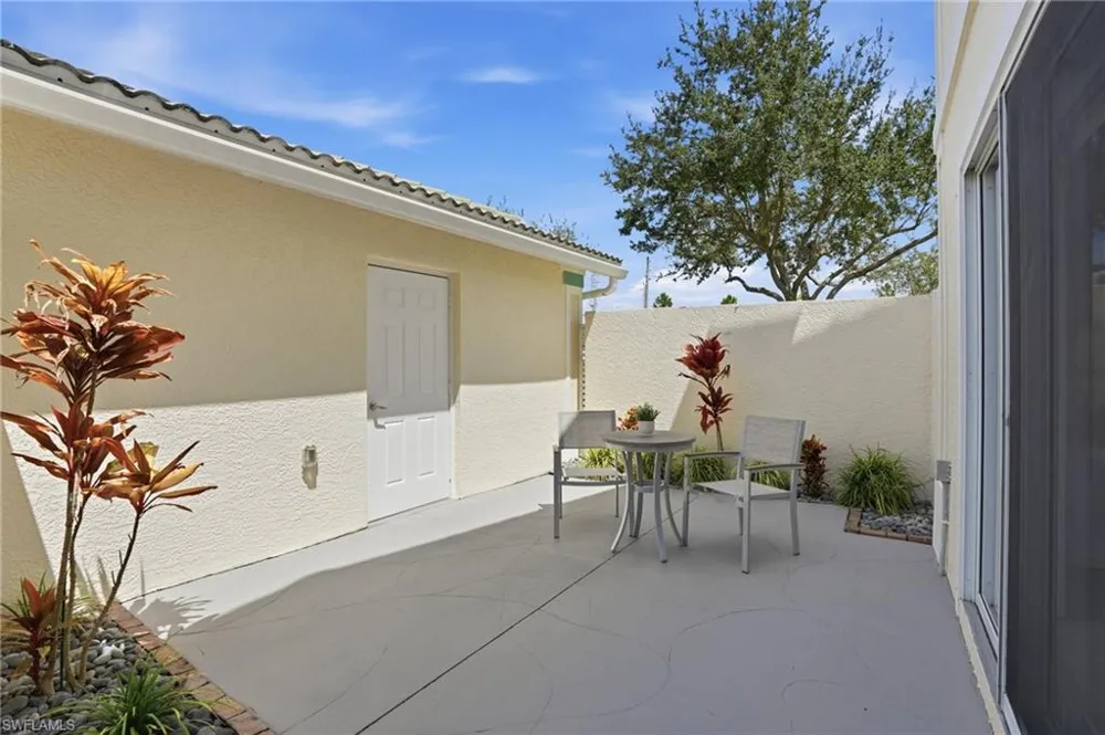 4910 Cougar Court #101 Naples, FL 34109