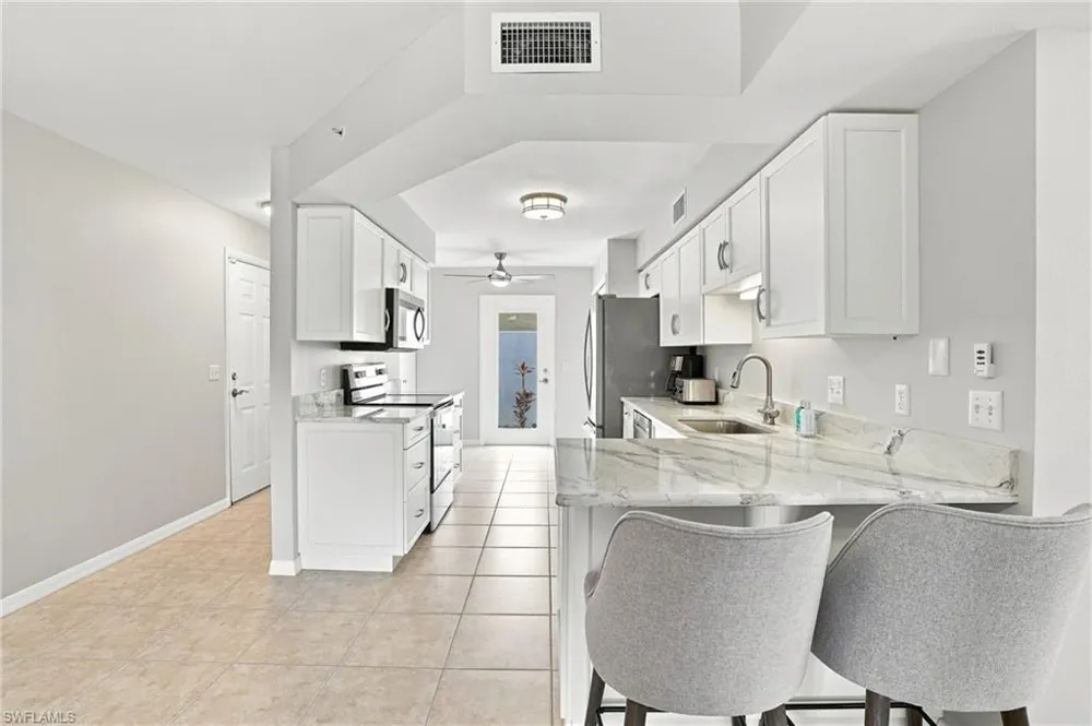 4910 Cougar Court #101 Naples, FL 34109