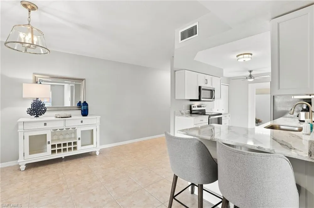 4910 Cougar Court #101 Naples, FL 34109