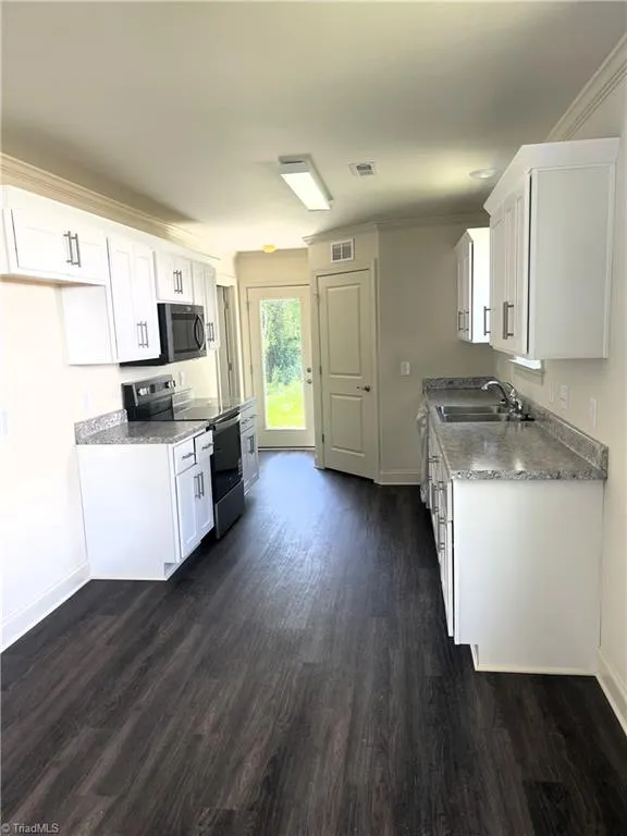 503 White Oak Street High Point, NC 27260