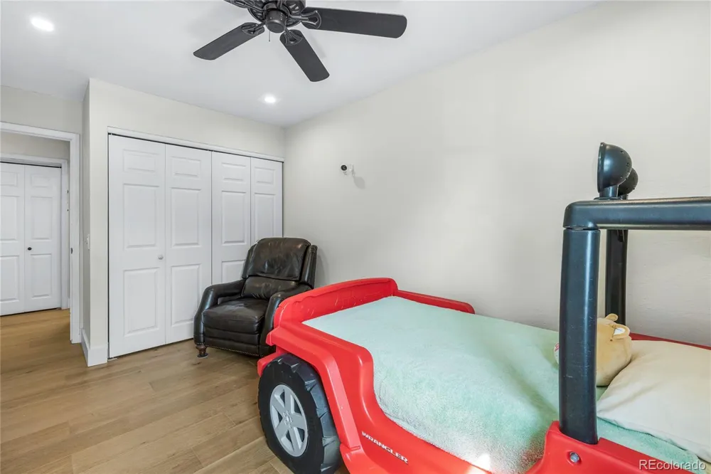 6392 S Emporia Circle Englewood, CO 80111