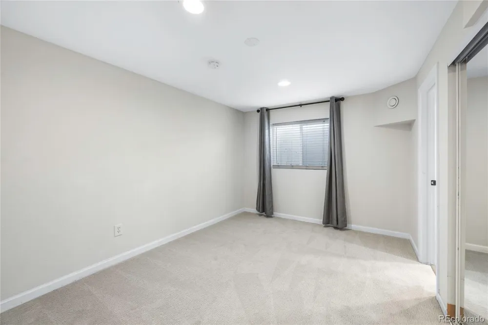 6392 S Emporia Circle Englewood, CO 80111