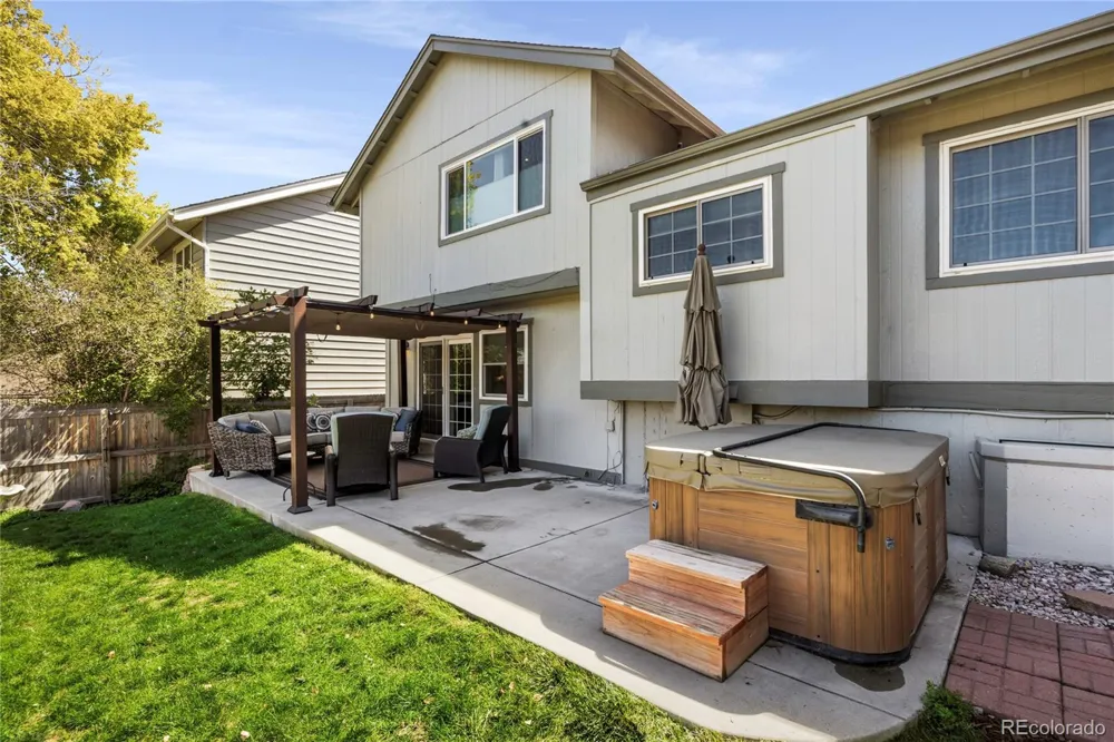 6392 S Emporia Circle Englewood, CO 80111