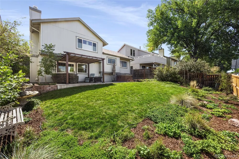 6392 S Emporia Circle Englewood, CO 80111