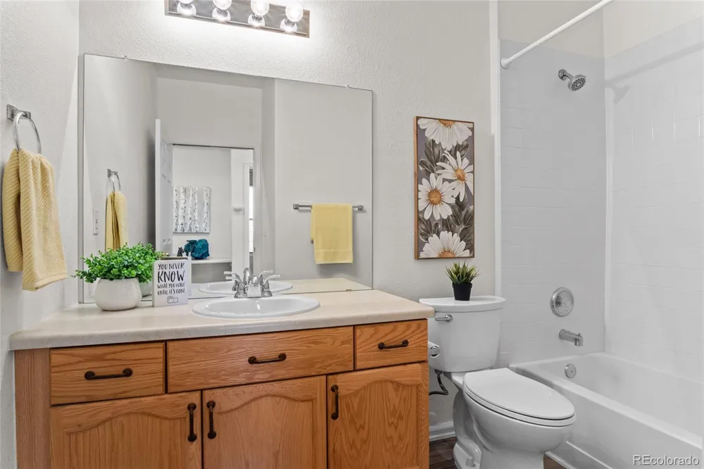 14333 E 1st Drive #104 Aurora, CO 80011