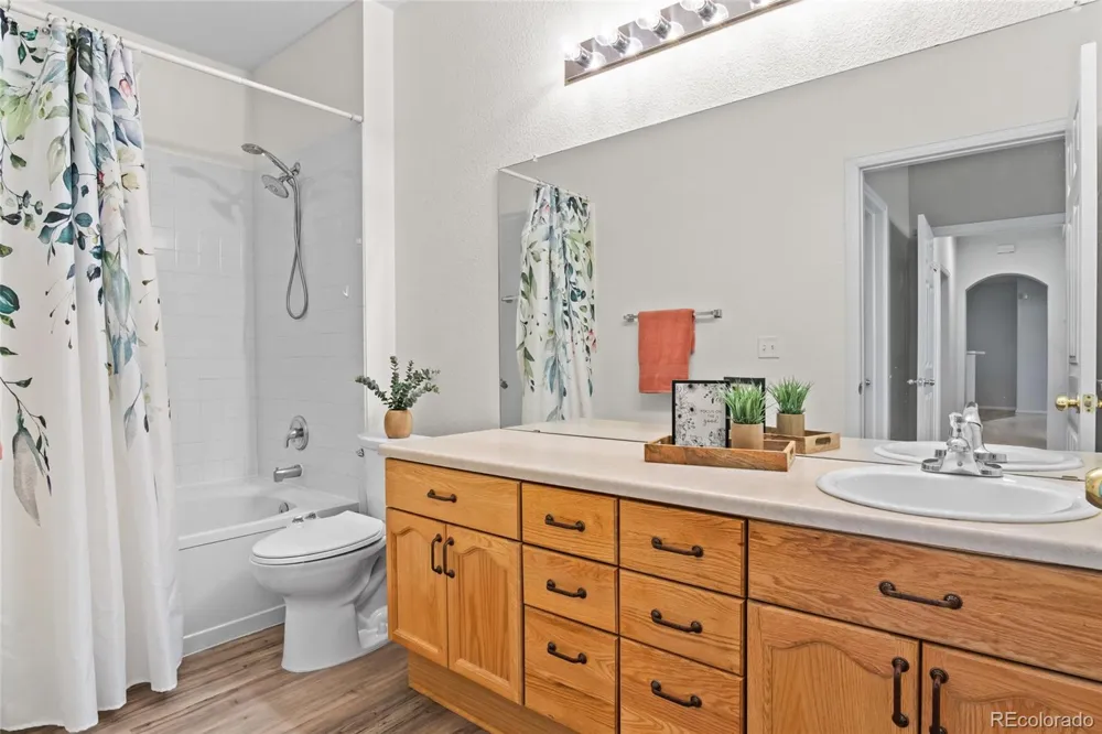 14333 E 1st Drive #104 Aurora, CO 80011