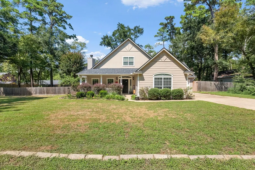 14444 Hill Drive Willis, TX 77318