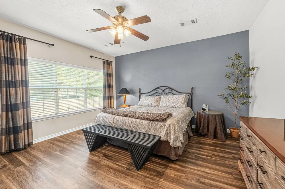 14444 Hill Drive Willis, TX 77318