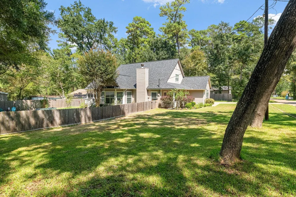 14444 Hill Drive Willis, TX 77318