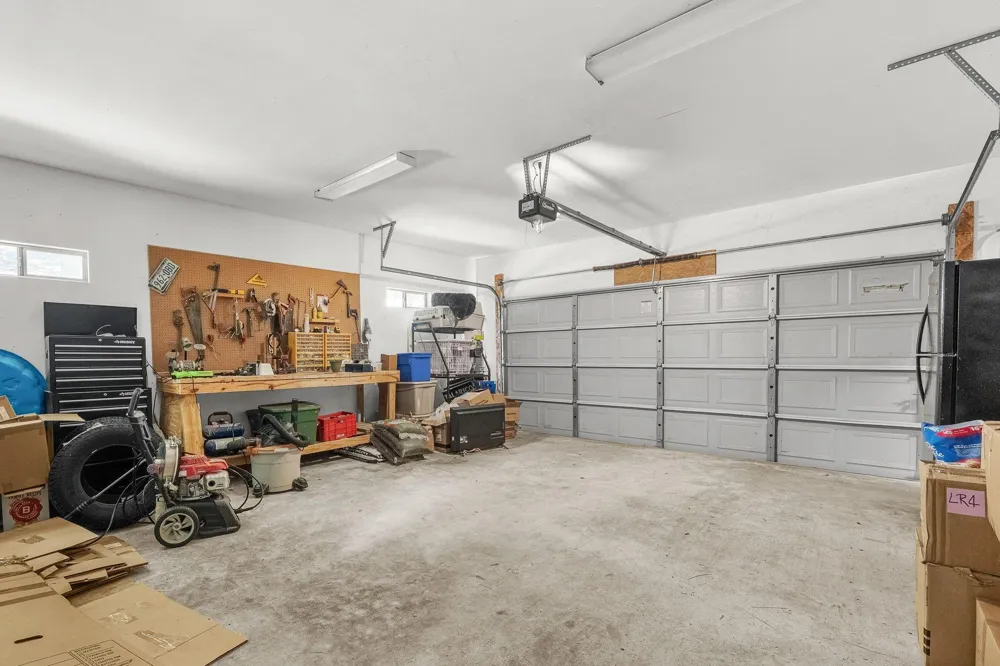14444 Hill Drive Willis, TX 77318