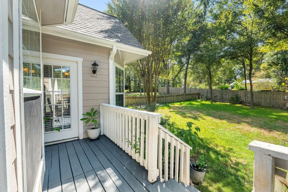 14444 Hill Drive Willis, TX 77318