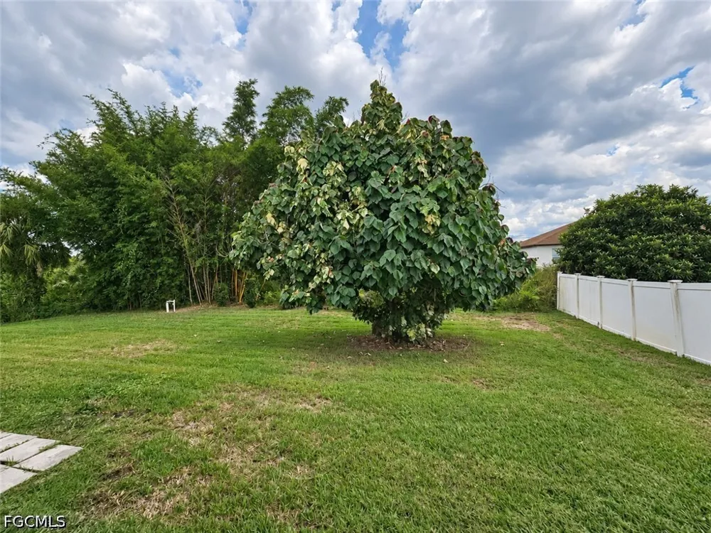 Labree Avenue S Lehigh Acres, FL 33974