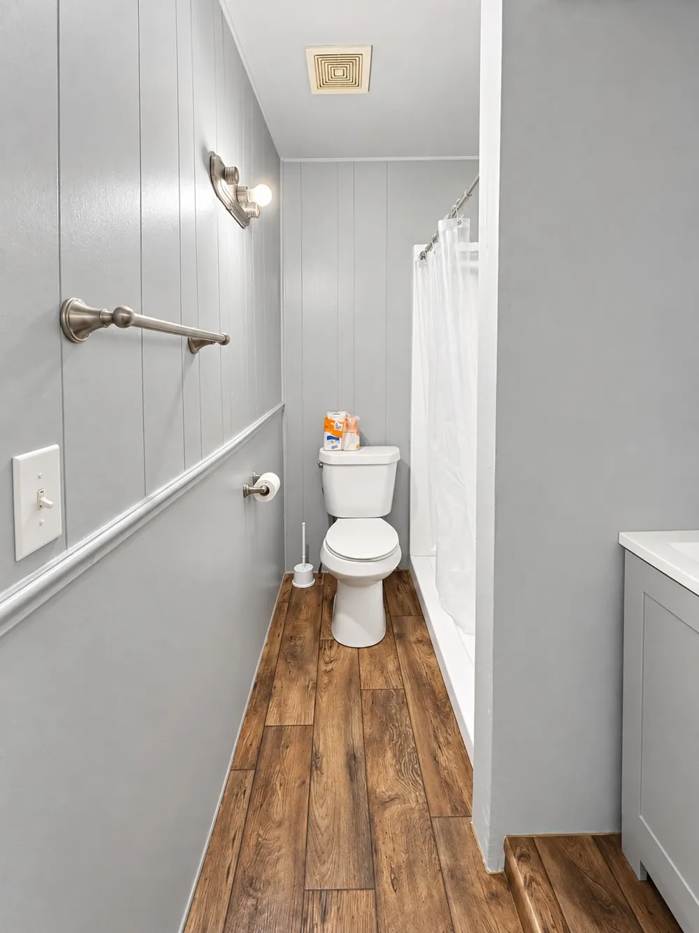 1201 E 8th Ada, OK 74820