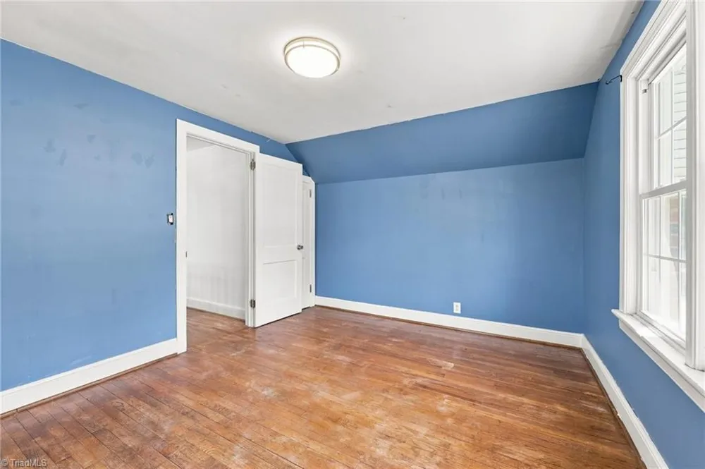 812 Oak Street Reidsville, NC 27320