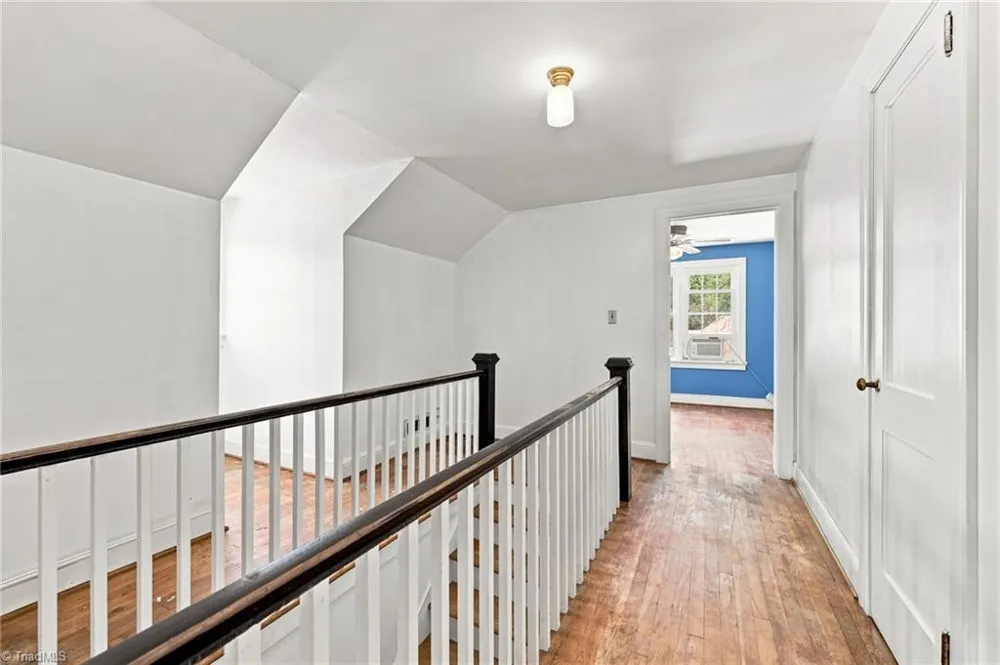 812 Oak Street Reidsville, NC 27320