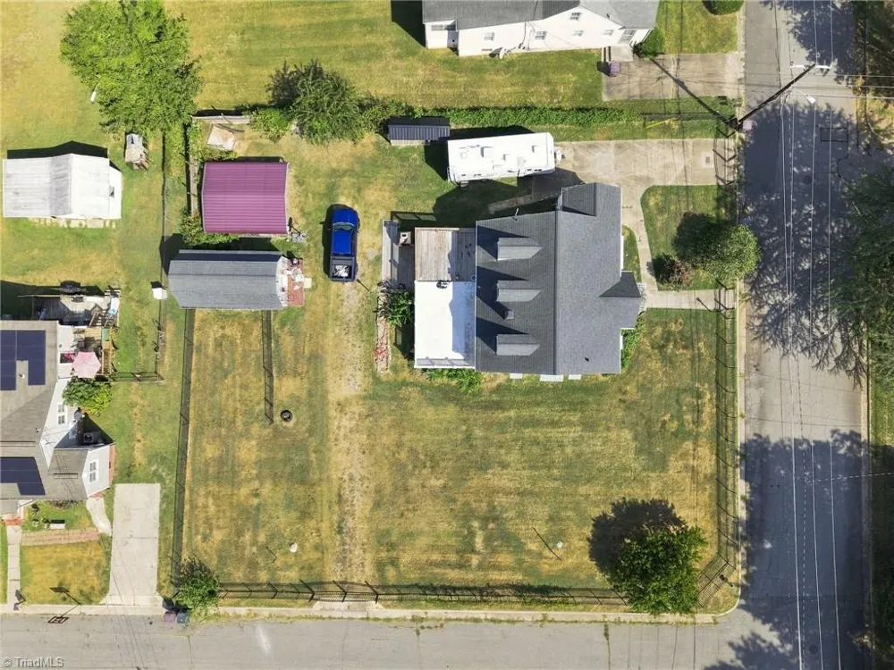 812 Oak Street Reidsville, NC 27320