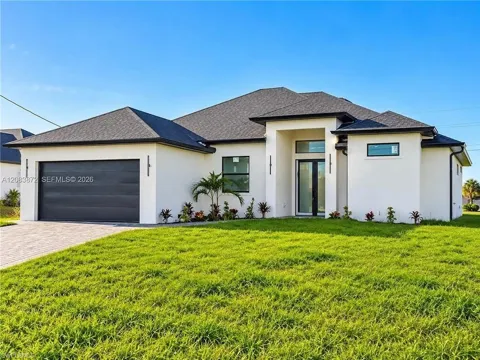 3301 NW 5th Street