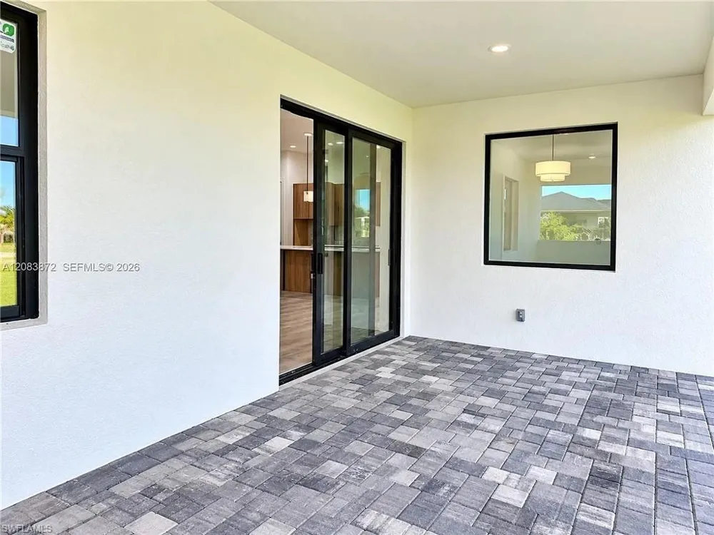 3301 NW 5th Street Cape Coral, FL 33993