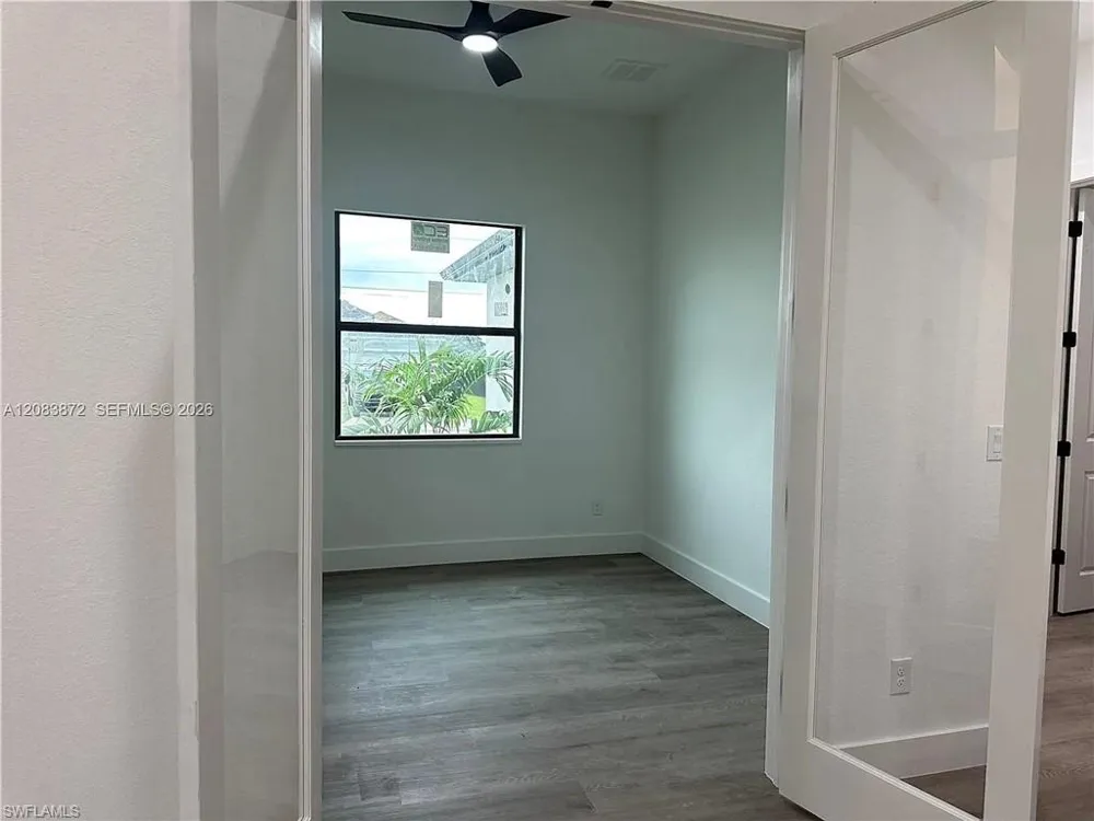 3301 NW 5th Street Cape Coral, FL 33993