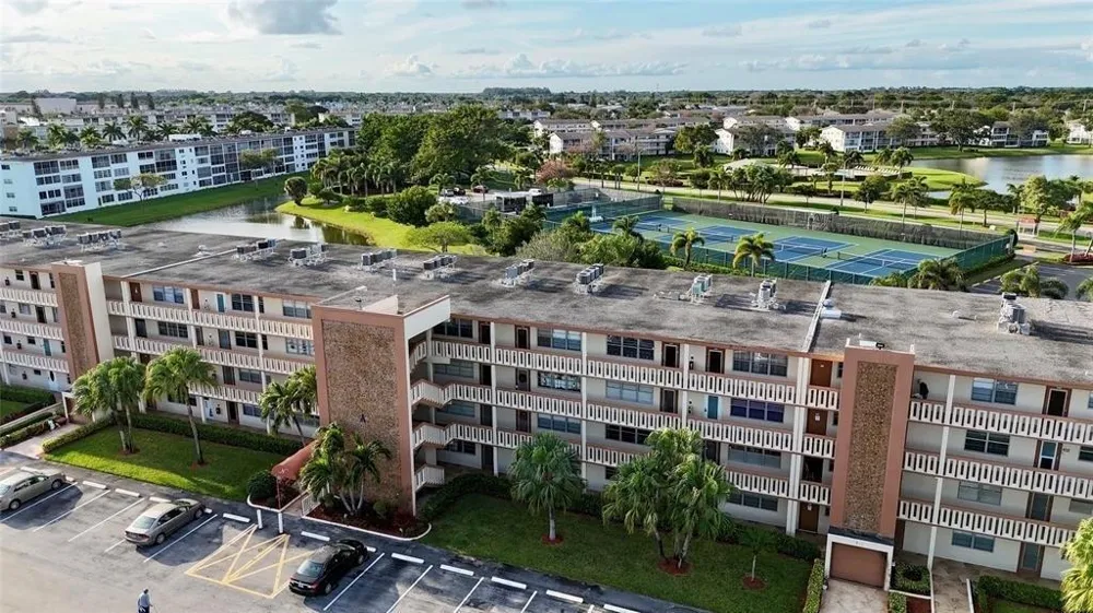 3002 Newcastle A Boca Raton, FL 33434