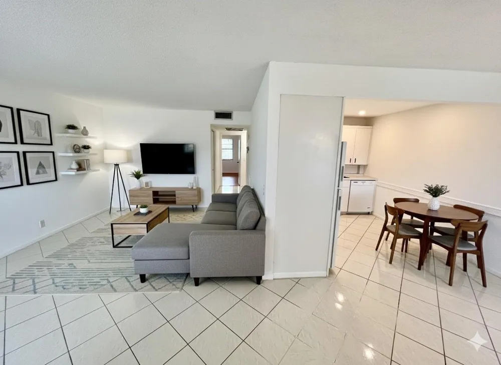 3002 Newcastle A Boca Raton, FL 33434