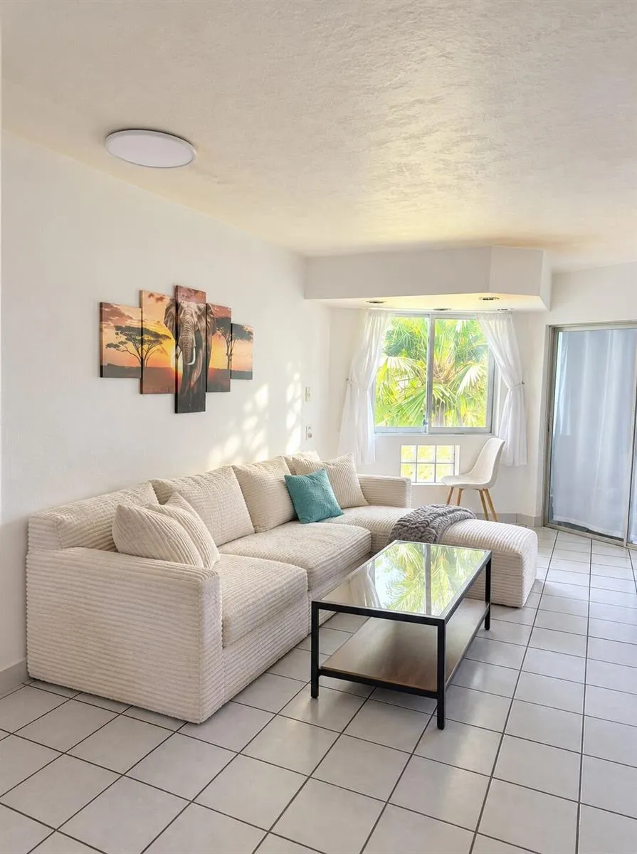 18720 NE 18TH AVENUE #217 Miami, FL 33179