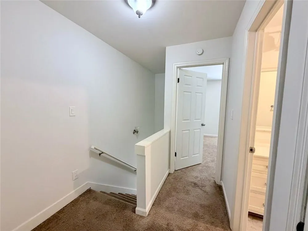 3730 Old Flowery Branch Road #I1 Oakwood, GA 30566