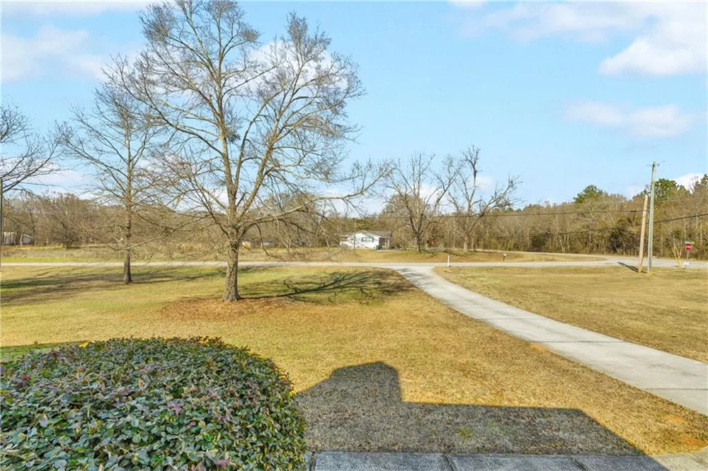3020 Meadow Trail Loganville, GA 30052